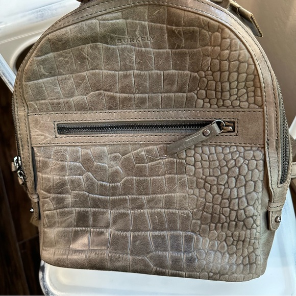 Burkely Leather Croco Cody dome texture gray green tan backpack soft Croc - Picture 2 of 16